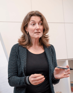 Monique Beerens COURIUS