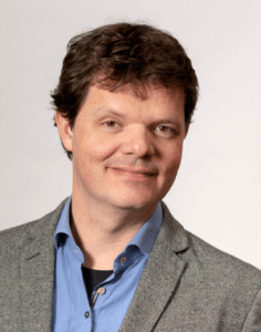 Raymond van Driel COURIUS associate