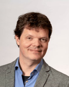 Raymond van Driel COURIUS associate