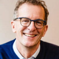Eddie van der Wereld associate